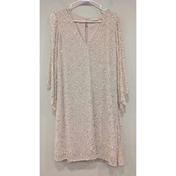 Alice + Olivia Cream Sequin V-neck Keyhole Back Dress Size Medium - Picture 7 of 7